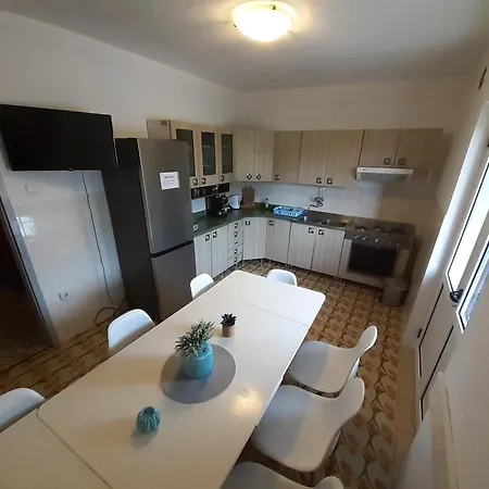 Mario Apartment Pakostane