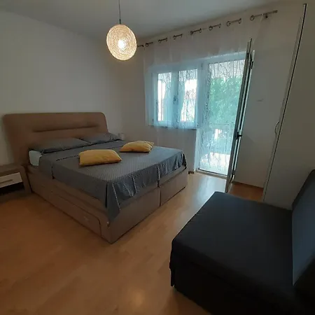 Apartment Mario